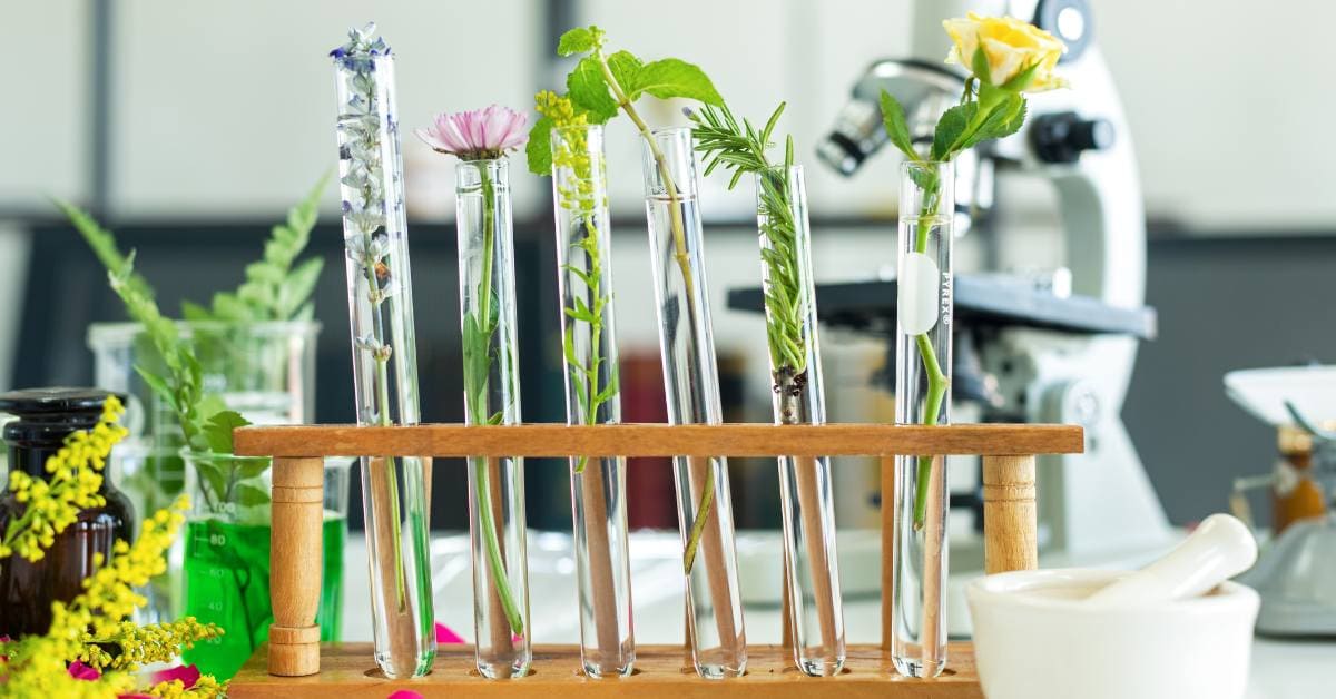 Krém a szem alatti sötét karikákra és táskákra